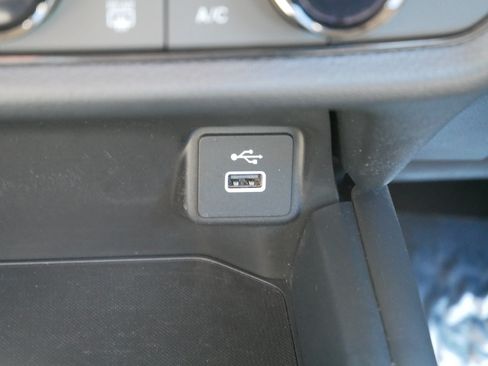 Certified 2024 Honda HR-V LX image 28