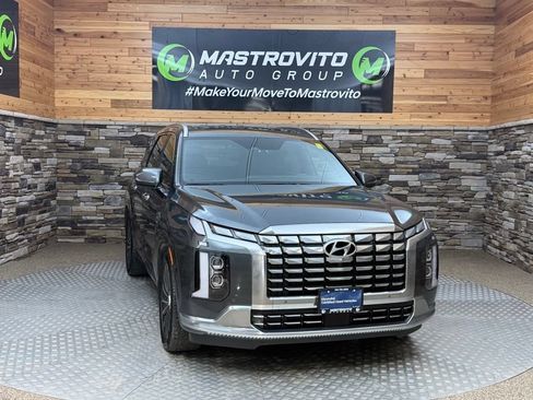 Used 2023 Hyundai Palisade Calligraphy w/ Winter Package AWD/4WD image 3