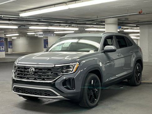 New 2026 Volkswagen Atlas Cross Sport SE AWD/4WD image 3