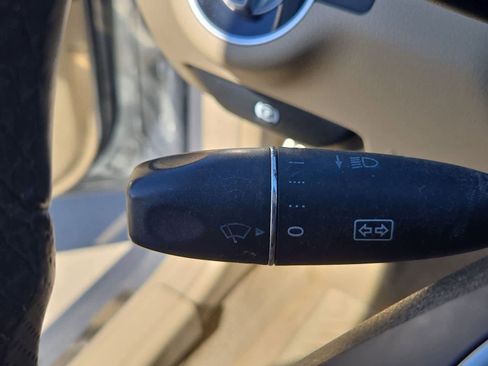 Used 2012 Mercedes-Benz C 300 Sport image 25