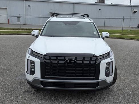 Used 2025 Hyundai Palisade SEL FWD image 2