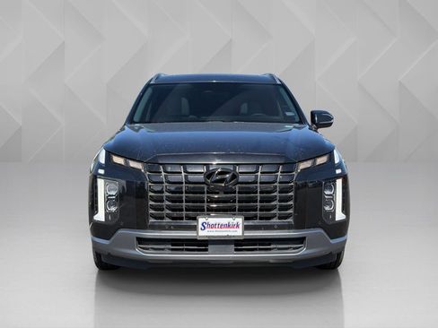 Used 2024 Hyundai Palisade SEL w/ Premium Package image 2