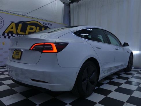 Used 2019 Tesla Model 3 Standard Range Plus image 6