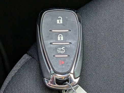 Used 2022 Chevrolet Malibu RS image 30