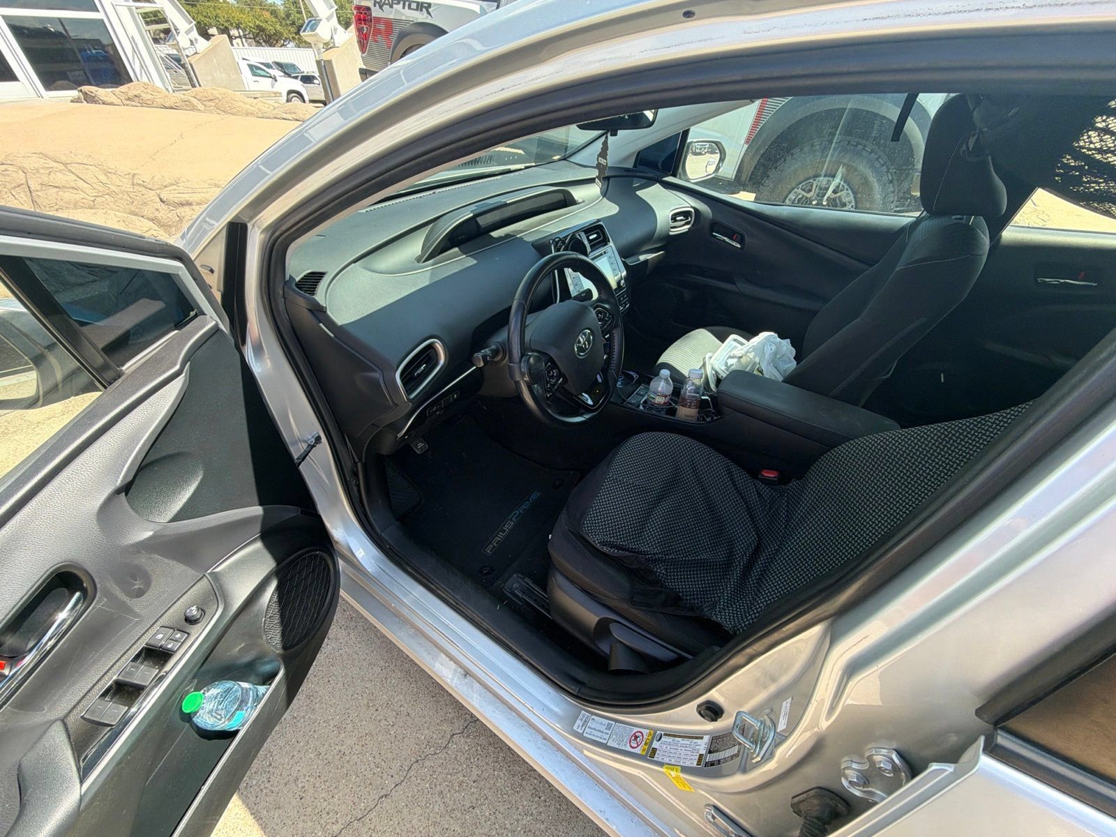 Used 2021 Toyota Prius Prime LE FWD image 13