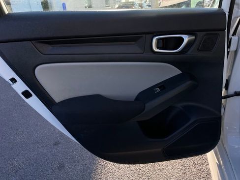 Certified 2025 Honda Civic Sport image 37