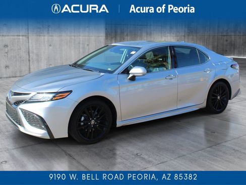 Used 2024 Toyota Camry XSE FWD image 1
