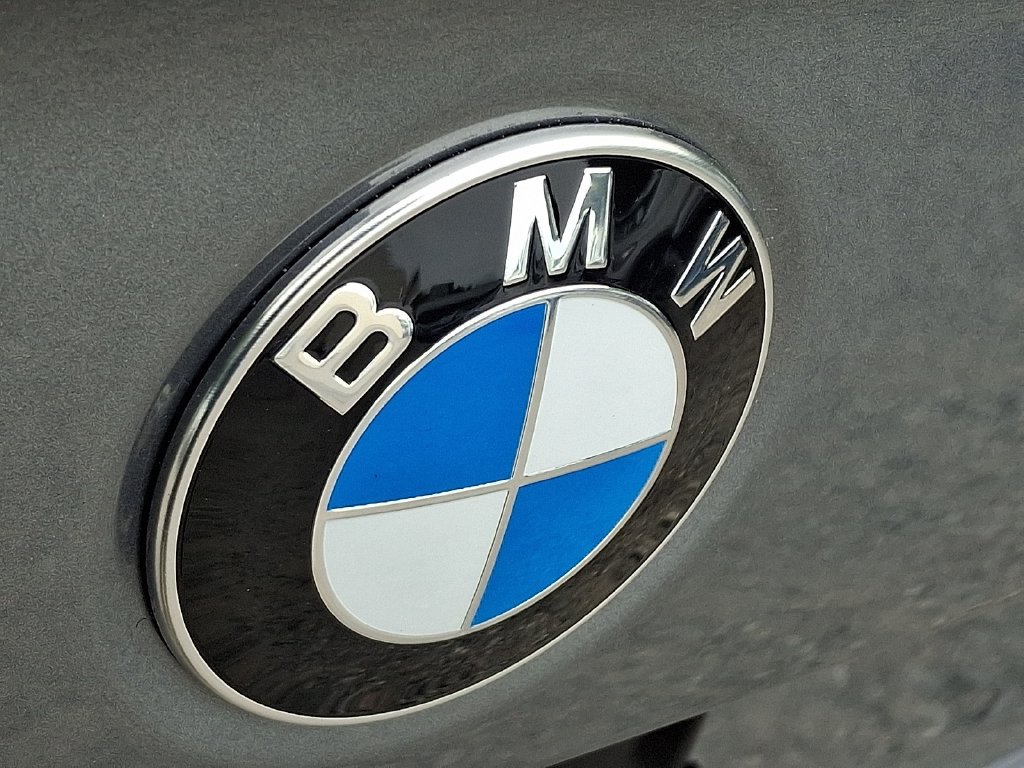 Used 2025 BMW 230i xDrive Coupe w/ Convenience Package AWD/4WD image 29