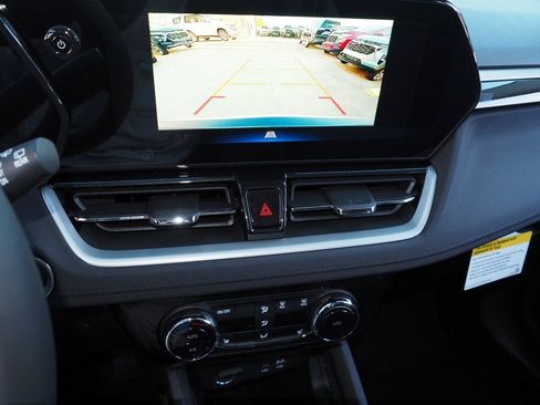 New 2025 Chevrolet TrailBlazer LT w/ Convenience Package image 10