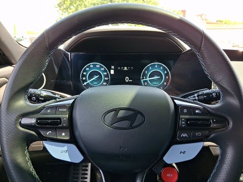 Used 2025 Hyundai Elantra N FWD image 25