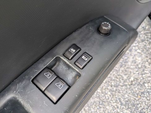 Used 2004 Nissan 350Z Touring RWD image 18