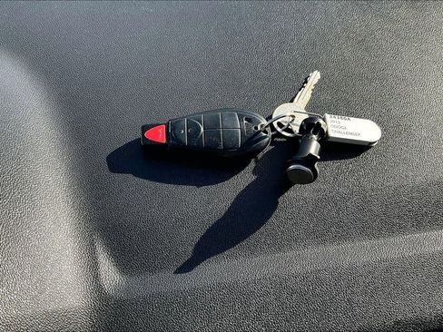 Used 2013 Dodge Challenger SXT Plus image 12