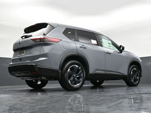 New 2026 Nissan Rogue SV w/ Cold Weather Package image 31