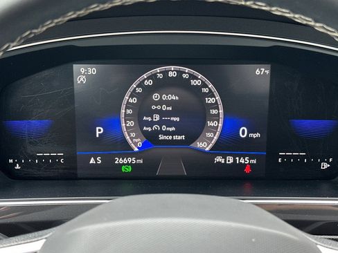 Used 2023 Volkswagen Tiguan SE FWD image 25
