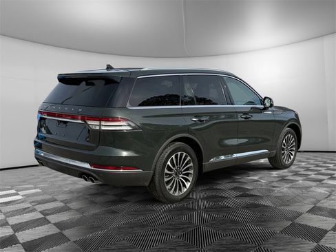 Used 2022 Lincoln Aviator Reserve w/ Equipment Group 201A image 5
