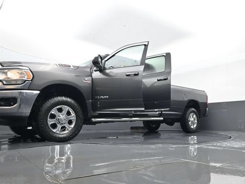 Used 2019 RAM 2500 Big Horn AWD/4WD image 32