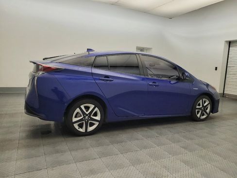 Used 2018 Toyota Prius Four Touring w/ Premium Convenience Package image 10