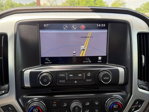 Used 2015 GMC Sierra 1500 SLT w/ SLT Crew Cab Value Package AWD/4WD image 13