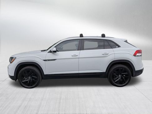Used 2022 Volkswagen Atlas Cross Sport SE AWD/4WD image 3