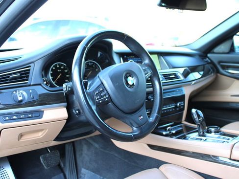Used 2014 BMW 750Li 750Li image 15