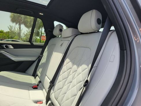 Used 2024 BMW X5 sDrive40i w/ Parking Assistance Package RWD image 12