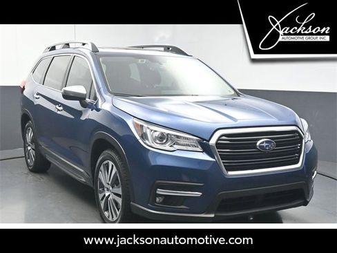 Used 2022 Subaru Ascent Touring image 1