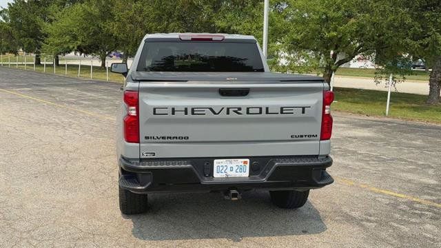 Used 2024 Chevrolet Silverado 1500 Custom Trail Boss w/ Turbomax Blackout Package AWD/4WD image 7