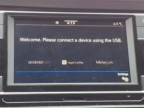 Used 2022 Volkswagen Jetta SE image 16