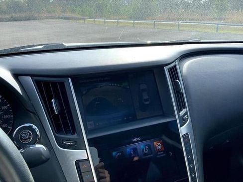 Used 2021 INFINITI Q50 Luxe image 21