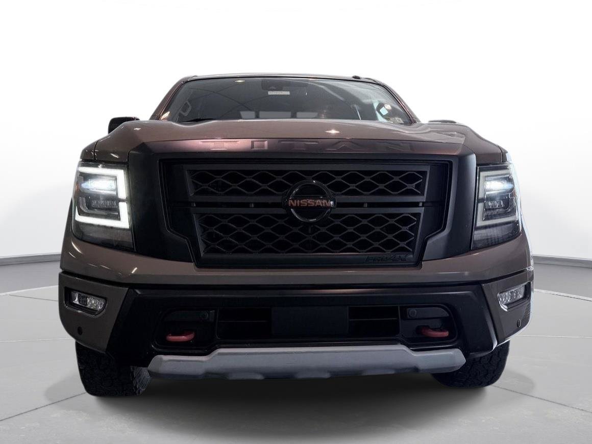 Used 2021 Nissan Titan PRO-4X w/ Pro-4x Utility Package AWD/4WD image 16