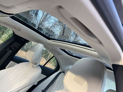 New 2026 Mercedes-Benz E 450 4MATIC Sedan image 22