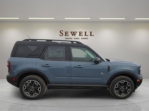 New 2025 Ford Bronco Sport Outer Banks image 5