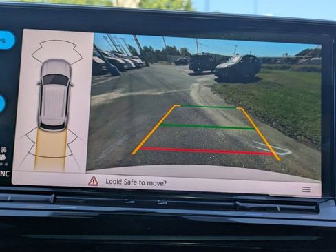 New 2026 Volkswagen Atlas Cross Sport SE image 25