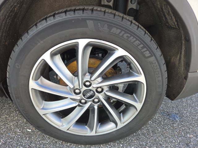 Used 2024 Lincoln Corsair AWD w/ Equipment Group 101A image 10
