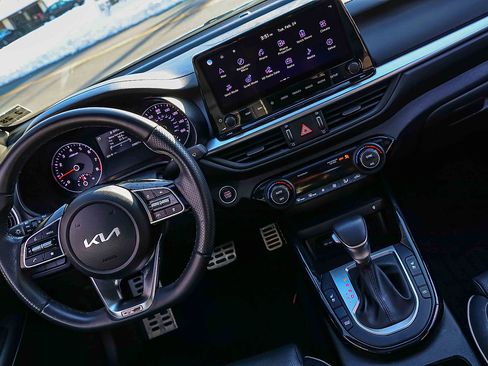 Certified 2023 Kia Forte GT-Line w/ GT-Line Premium Package image 20