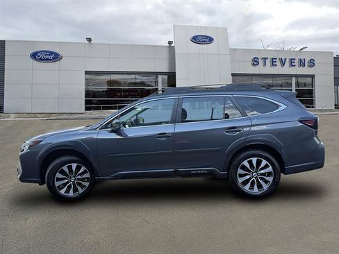 Used 2024 Subaru Outback Limited XT AWD/4WD image 3
