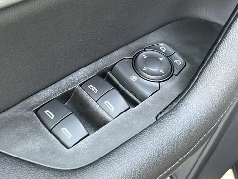 Used 2021 Chevrolet Blazer LT AWD/4WD image 21