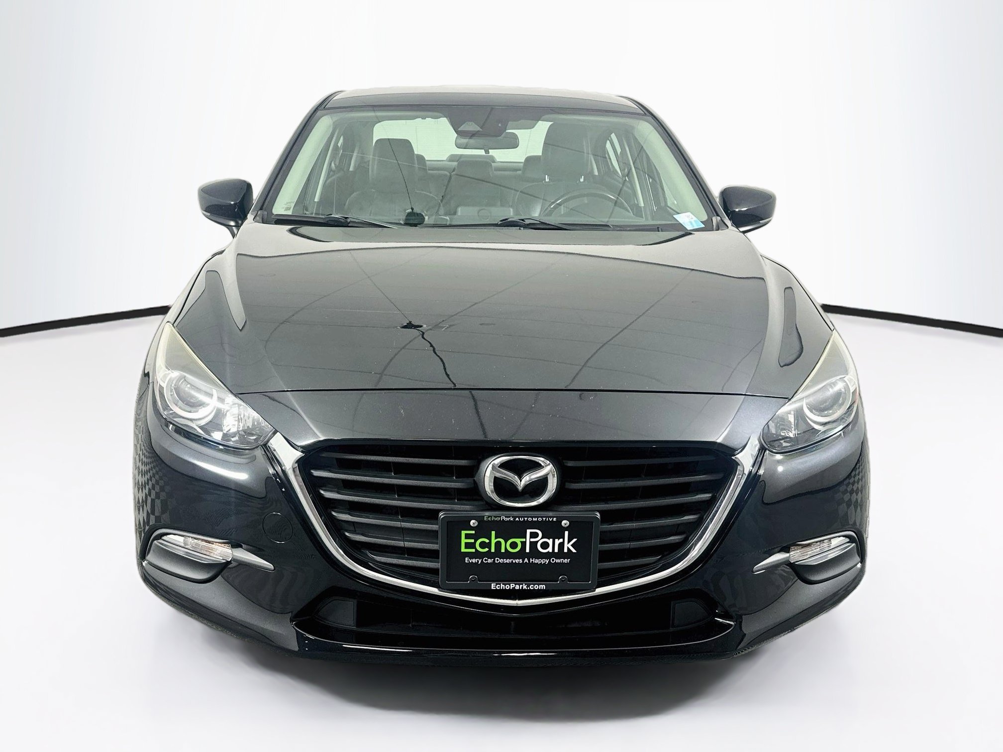 Used 2018 MAZDA MAZDA3 Touring FWD image 2