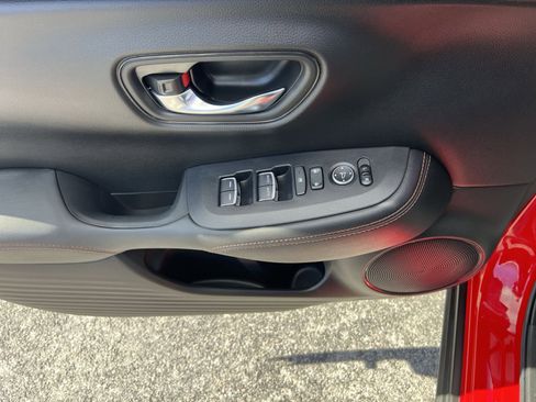 Used 2023 Honda HR-V Sport image 14