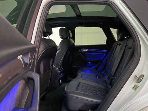 Used 2018 Audi SQ5 Prestige image 24