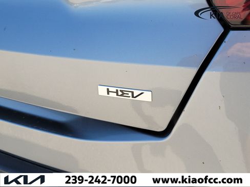 Certified 2025 Kia Sorento SX Prestige AWD/4WD image 10