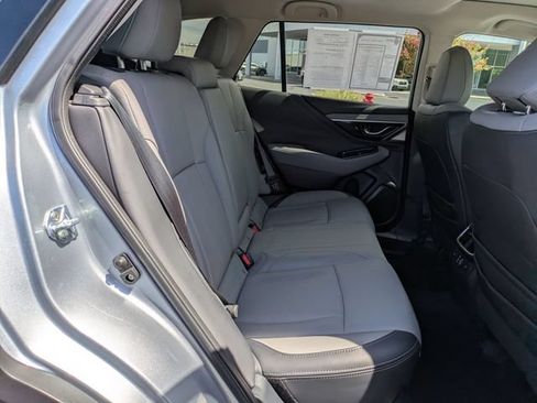 Used 2025 Subaru Outback Limited w/ Popular Package #2 AWD/4WD image 33
