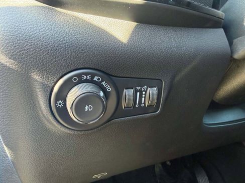 New 2026 Jeep Compass Latitude image 28