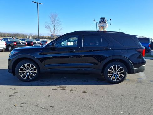 New 2026 Ford Explorer ST-Line RWD image 6
