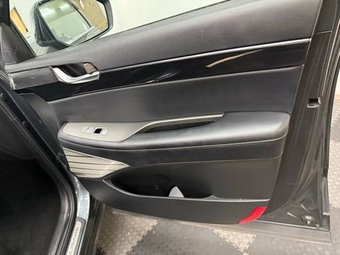 Used 2021 Hyundai Palisade Limited image 37