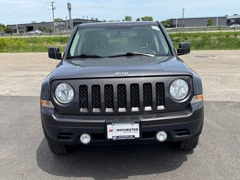 Used 2015 Jeep Patriot High Altitude AWD/4WD image 32