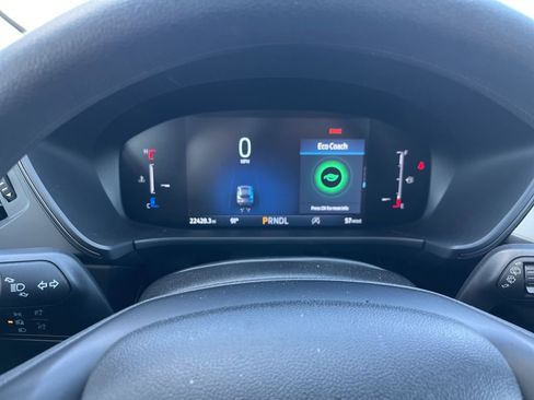Used 2025 Ford Escape Active AWD/4WD image 10