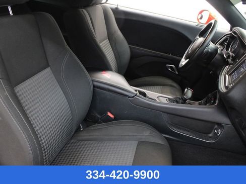 Used 2020 Dodge Challenger SXT image 20