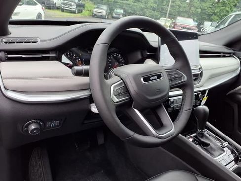 New 2025 Jeep Compass Limited w/ Sun & Sound Group image 16