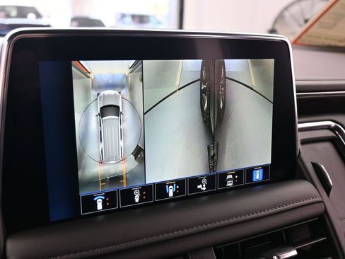 Used 2023 Chevrolet Tahoe Z71 w/ Luxury Package image 28